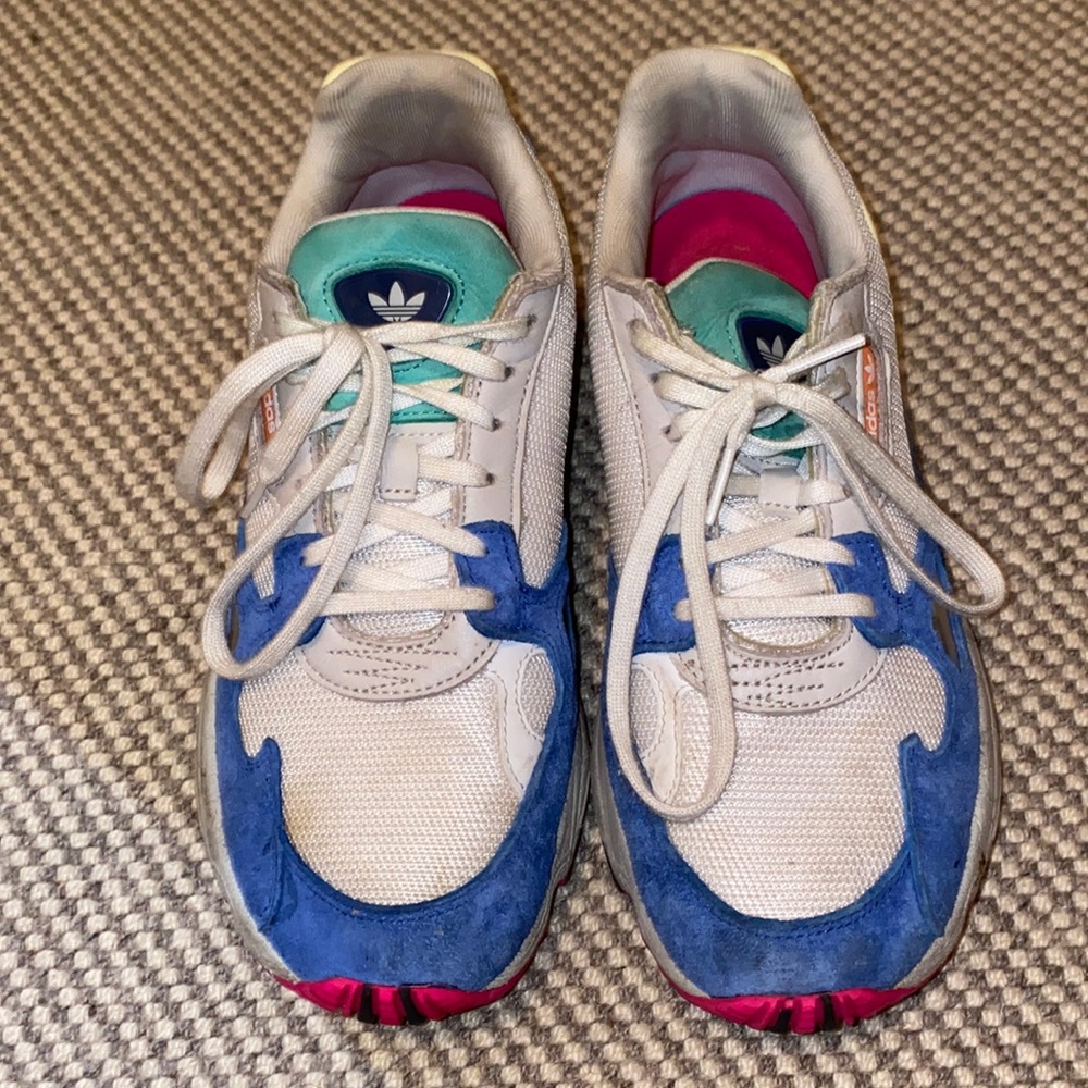 Adidas Tenis Shoes